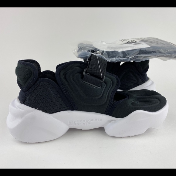 NEW Nike Aqua Rift With Socks - Picture 13 of 16